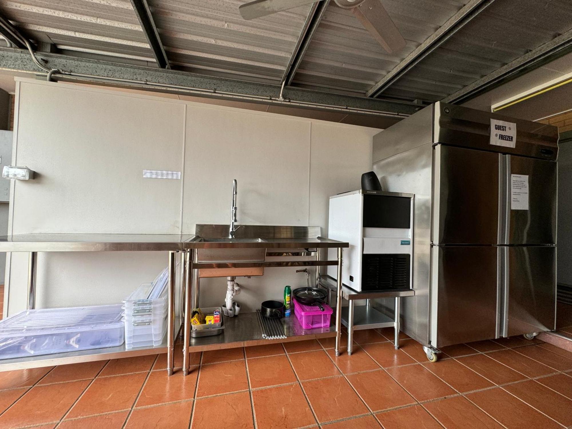Raintree Motel Biloela Buitenkant foto