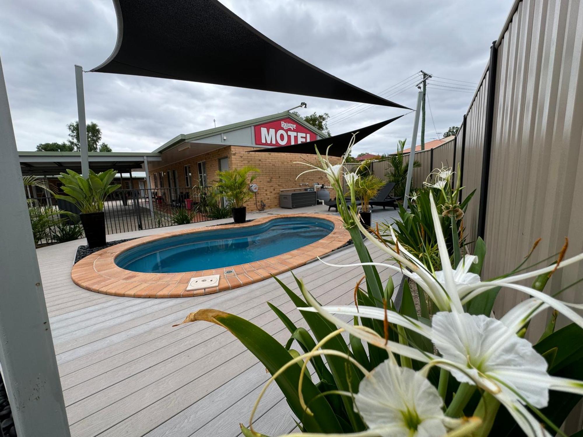 Raintree Motel Biloela Buitenkant foto